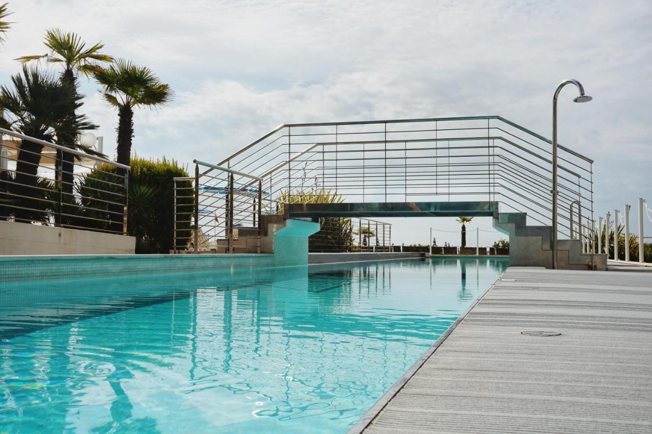 Hotel Le Soleil Лидо ди Йезоло Екстериор снимка