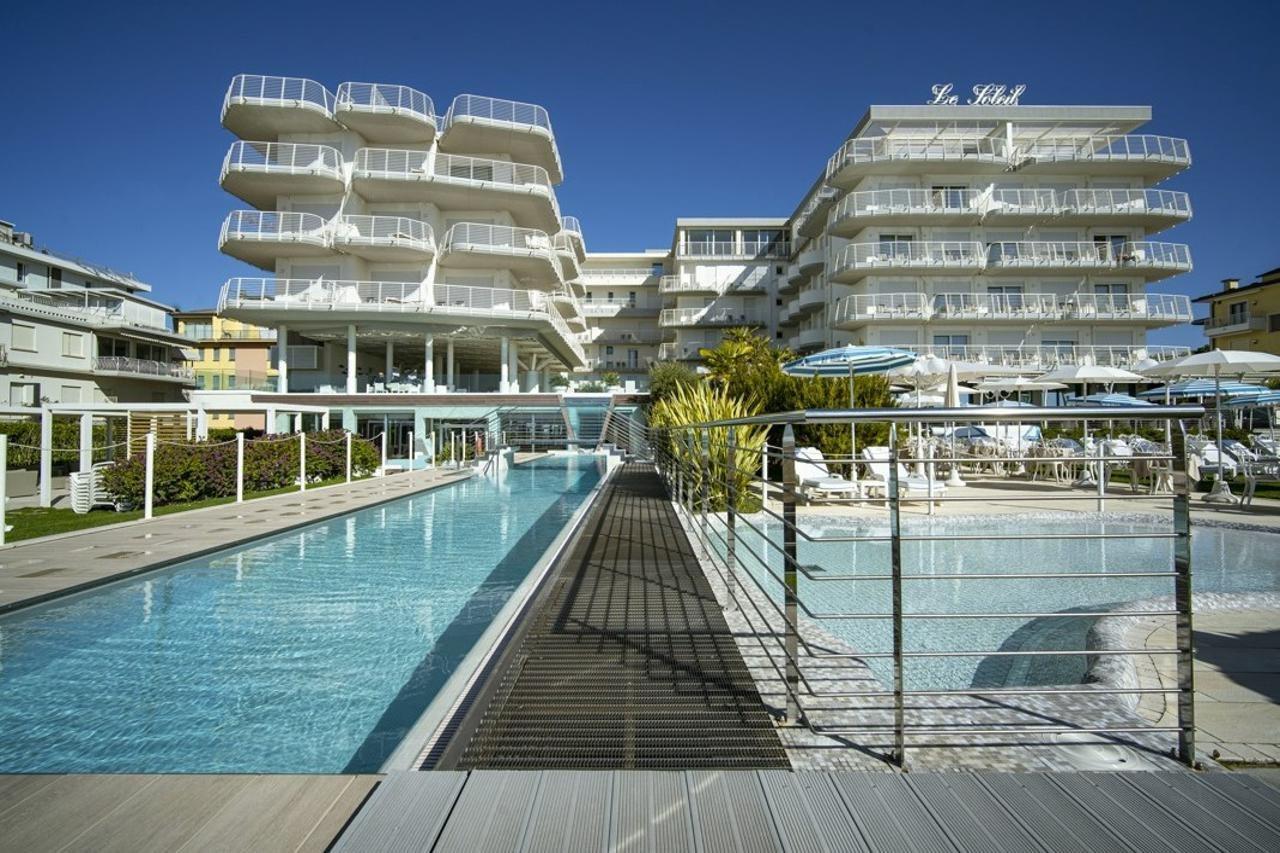 Hotel Le Soleil Лидо ди Йезоло Екстериор снимка