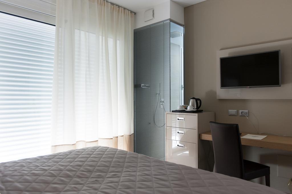 Hotel Le Soleil Лидо ди Йезоло Екстериор снимка