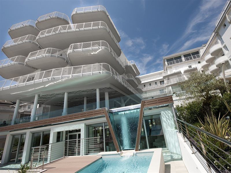 Hotel Le Soleil Лидо ди Йезоло Екстериор снимка